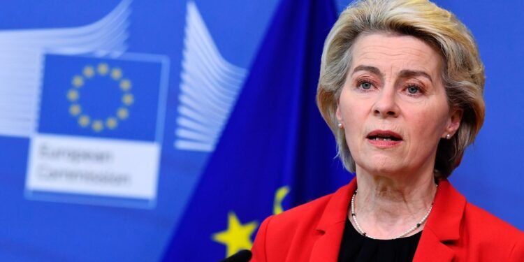 Fon der Lajen: Bankrot Rusije je pitanje vremena