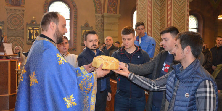 Na Cveti slava i rođendan