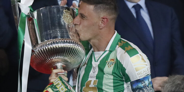 Betis uzeo Kup, Hoakin u suzama