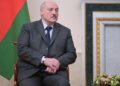 Lukašenko preti odsecanjem glava