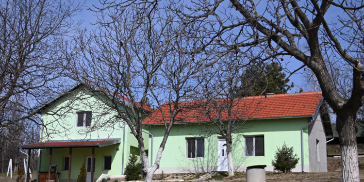 Ekskluzivno – Zemlja živih, jedini centar za bolesti zavisnosti SPC (1): Molitva kao lek