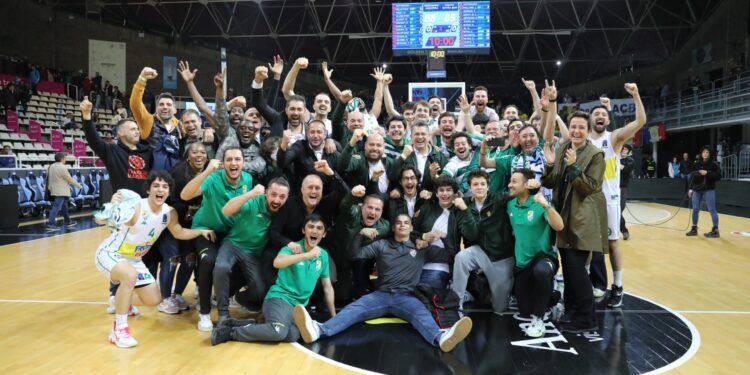 Partizanov dželat šokirao i Andoru: Bursa u finalu Evrokupa