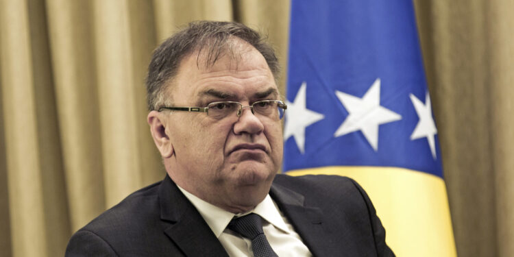 Ivanić: Dodiku je vreme za hladovinu…