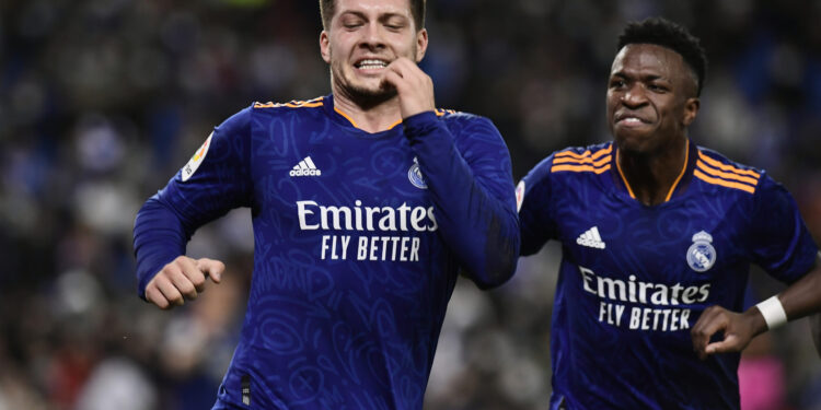 Jović ide u Italiju, Real plaća pola plate