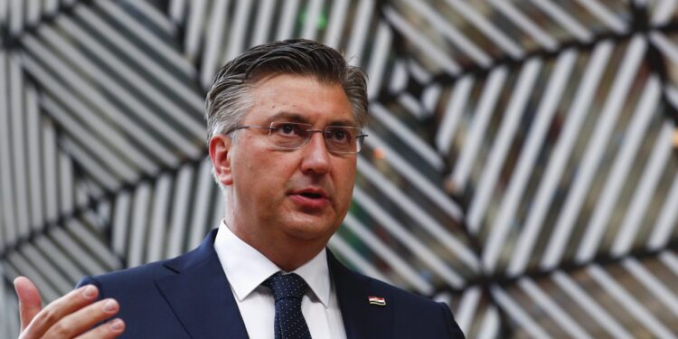 “Šta bi bilo da su Hrvatsku devedesetih uveravali da je Srbija neuništiva?”