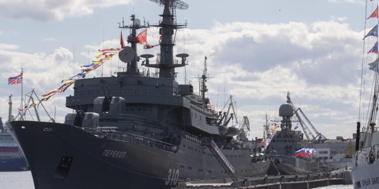 Ruski ratni brod dva puta povredio dansku teritoriju