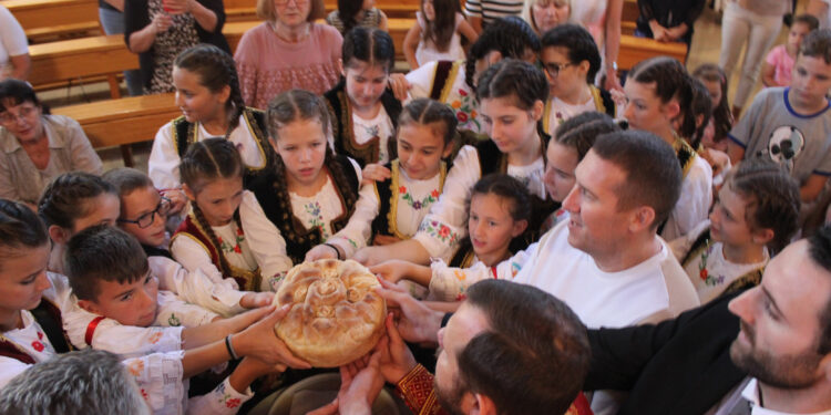 Ponosni na srpsko ime