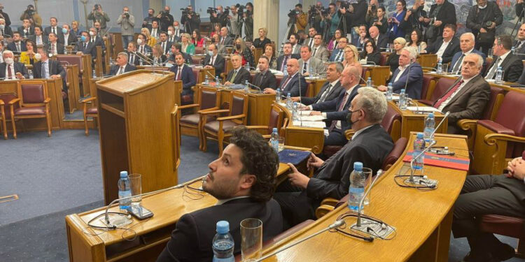 Usvojen Temeljni ugovor, pada li Vlada Crne Gore?