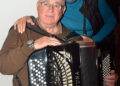 Hitovi prolaze, tradicionalna muzika ostaje