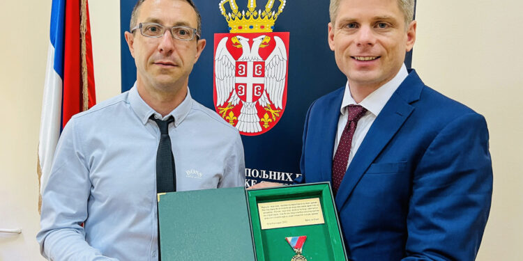 Povezujemo dva naroda!