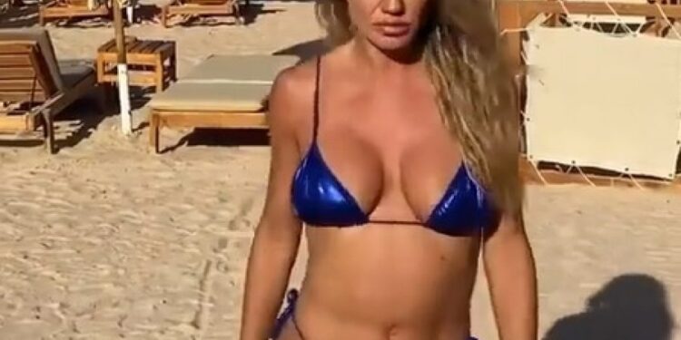 Sindi Models pokazala dečka: “Pored tebe sam srećna” (FOTO)
