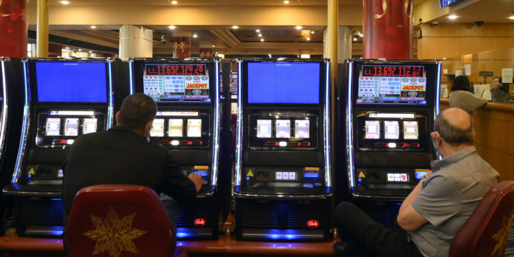 Poker aparati progutali bogatstvo