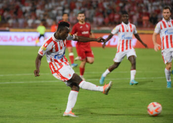 Pukla „petarda“: Zvezda pregazila Pjunik na Marakani (VIDEO)