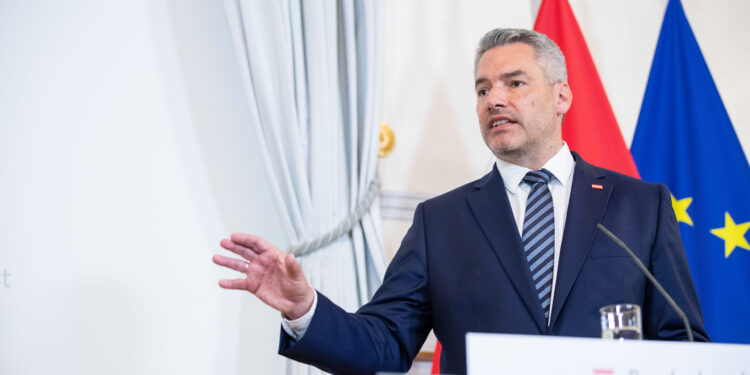 Nehamer: Sprečiti da se rat proširi na centralnu Evropu