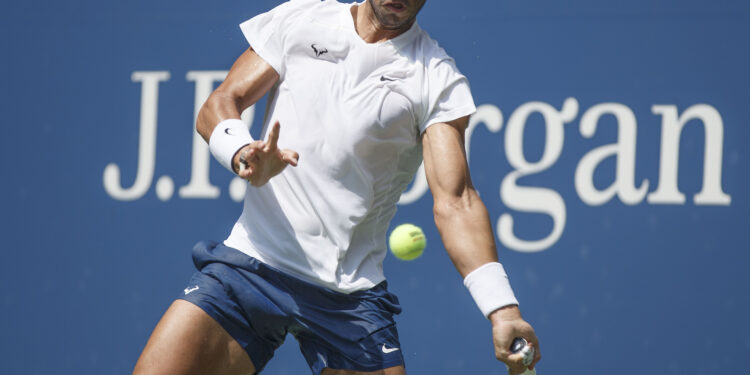 Nadal: Žao mi je zbog Novaka, ali…