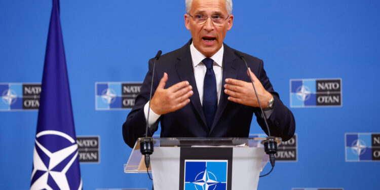 Stoltenberg: Kina je “bezbednosni izazov” zbog saradnje s Rusijom