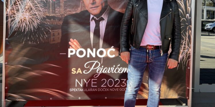 Ponoć je sa Acom Pejovićem: Spektakularni doček Nove godine u Beogradu