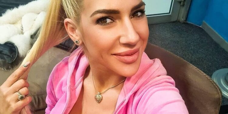 Jovana Jeremić čestitala samoj sebi rođendan
