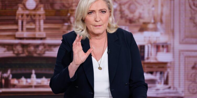 Marin Le Pen: Sankcije Rusiji kažnjavaju francuski narod