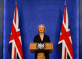Britanska premijerka se izvinila za greške u svom programu