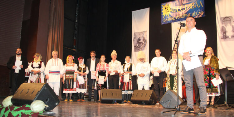 Vlaška pesma živa riznica