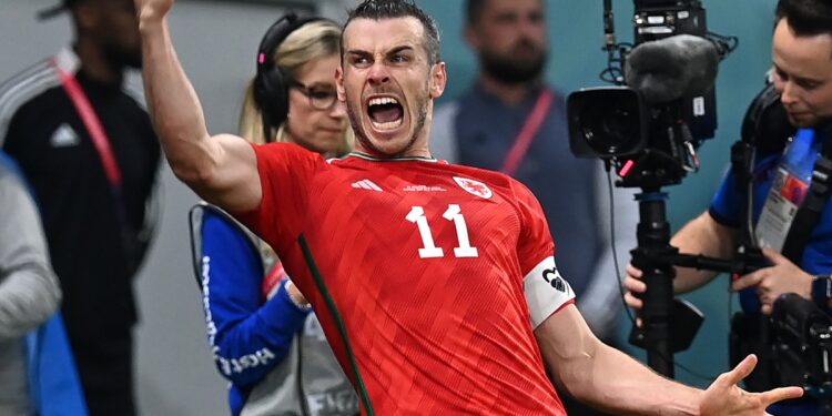 Bejl iz penala za remi Velsa i SAD