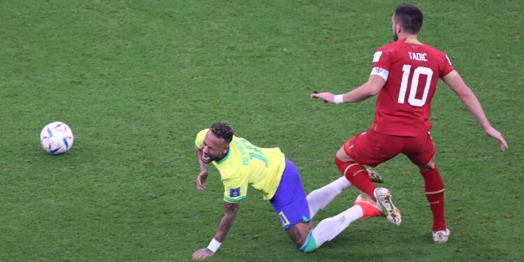 Tite: Prestanite sa grubim faulovima nad Nejmarom!