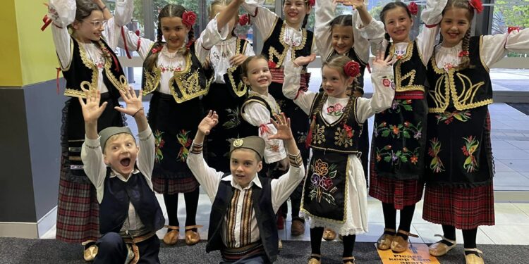 Vratili se “Veseli opanci“