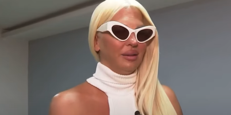Stajling od 10.300 dolara: Jelena Karleuša u haljini koje smo videli na Kim Kardašijan (FOTO)