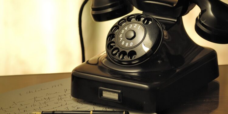 Restrikcije struje u Francuskoj “ugasiće” hitne telefonske pozive