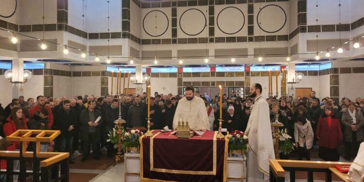 Prva liturgija u novom hramu