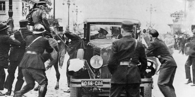 Godišnjica stvaranja Kraljevine Srba, Hrvata i Slovenaca (3): Pucanj u državu