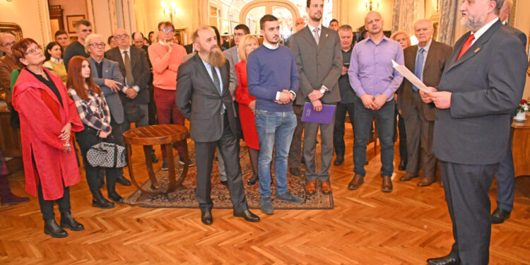 Stopama slavnih predaka