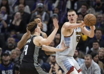 Jokića skok delio od tripl-dabla – Denver u seriji