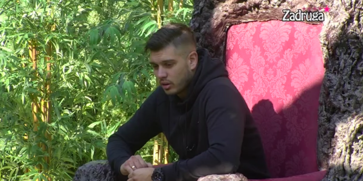 Dejan Dragojević upoznao voditeljku sa porodicom