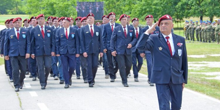 Spomen bista legendarnom komandantu 63. padobranske brigade
