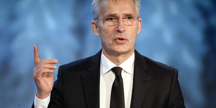 Stoltenberg: Ne potcenjujmo Rusiju – raspolaže ogromnim resursima