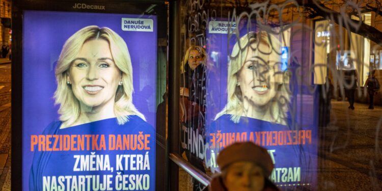 Česi biraju predsednika: Može li “češki Orban” da nasledi Zemana?