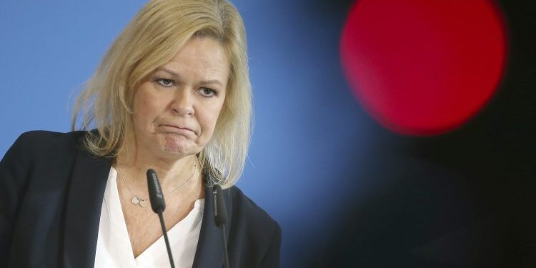 Ministarka Fezer traži oštriju kontrolu naoružanja u Nemačkoj