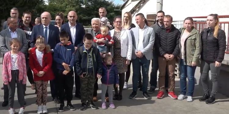 Život se vraća u sela