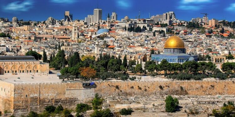 Sedam osoba ubijeno u napadu u Jerusalimu