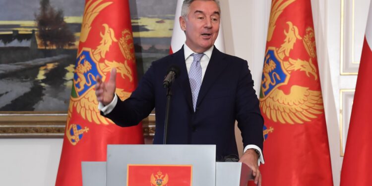 Đukanović: Kandidatura izraz odgovornosti i brige prema Crnoj Gori