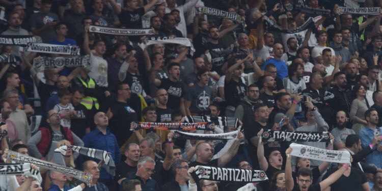 Navijači Partizana deportovani iz Moldavije!