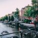 Amsterdam će zabraniti turističke autobuse u centru grada od 2024. godine