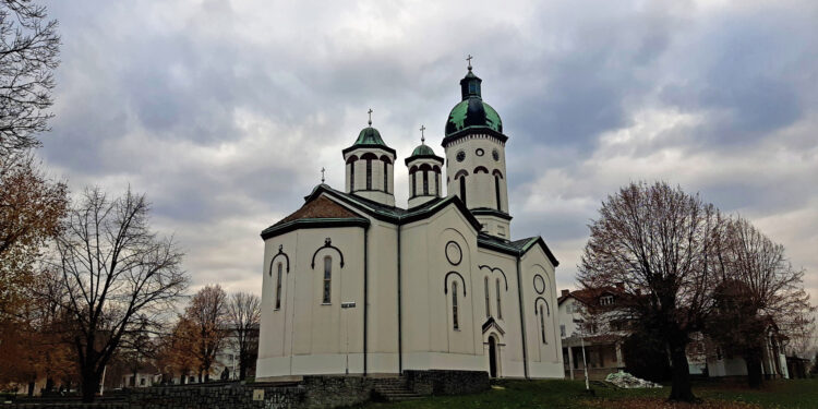 Podmlađivanje ikonostasa