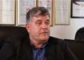 Profesor sa pištaljkom