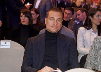 Nikome ne pripadam!