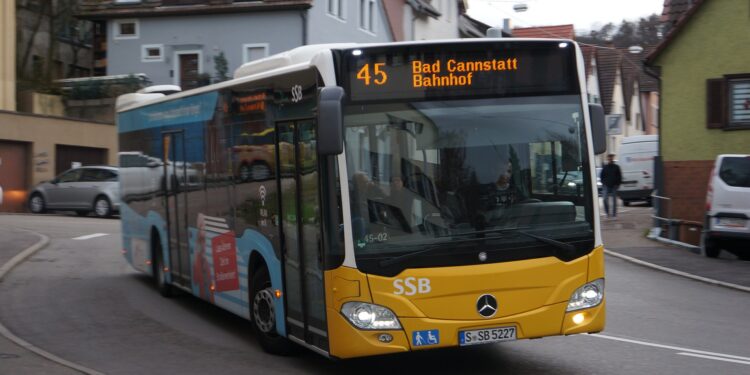 Nemačka vapi za vozačima autobusa: Plate povećane, ali nema ko da vozi – ukidaju se linije