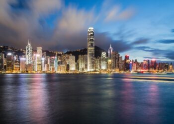 Prvi odobreni protest u Hongkongu pod strogim nadzorom policije