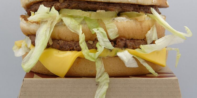 Više preliva, tostirane zemičke: Mekdonalds poboljšava ukus svojih hamburgera
